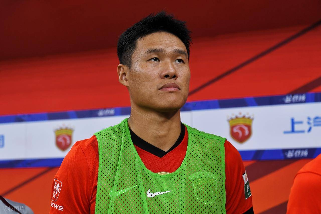 lol 赛事直播-包含里程碑夜上海海港队长鼓劲,法甲转会期刷纪录,话题不断,控场能力受关注的词条