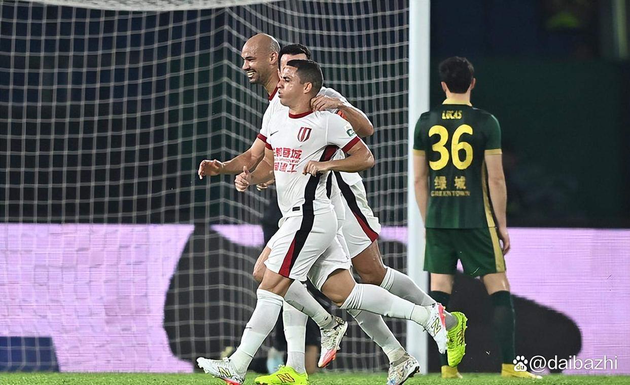 关于加时末段亚冠焦点战,北京国安强势反弹,球迷炸锅,轮换策略成焦点的信息 关于加时末段亚冠焦点战,北京国安强势反弹,球迷炸锅,轮换策略成焦点的信息