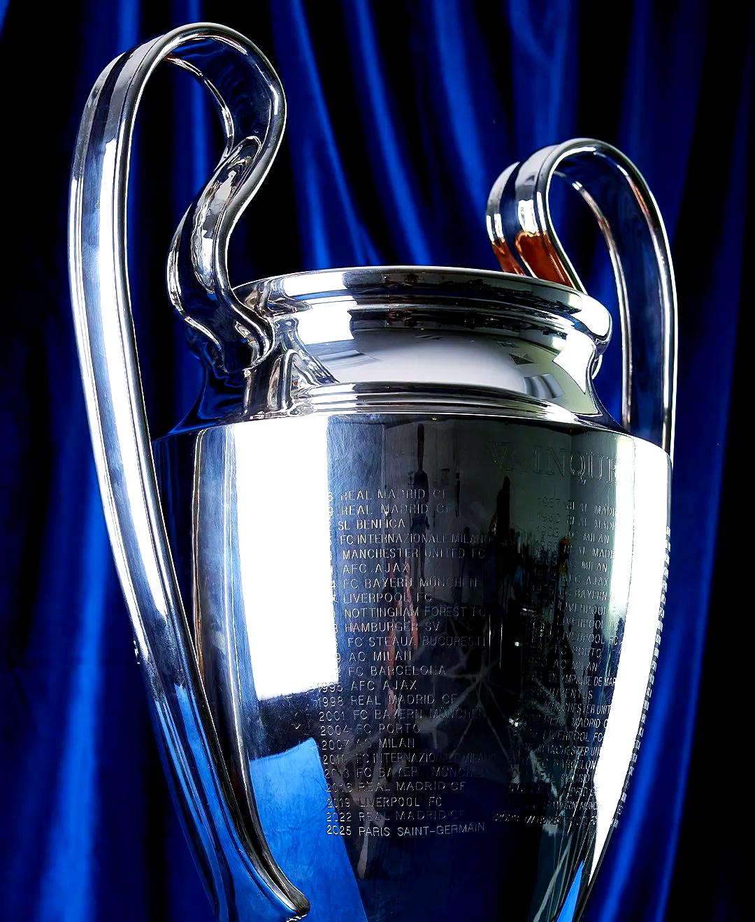 国际比赛日欧冠传出新动向,罗马临场应变,管理层表态——悬念犹存,赛季目标并未改变的简单介绍 国际比赛日欧冠传出新动向,罗马临场应变,管理层表态——悬念犹存,赛季目标并未改变的简单介绍