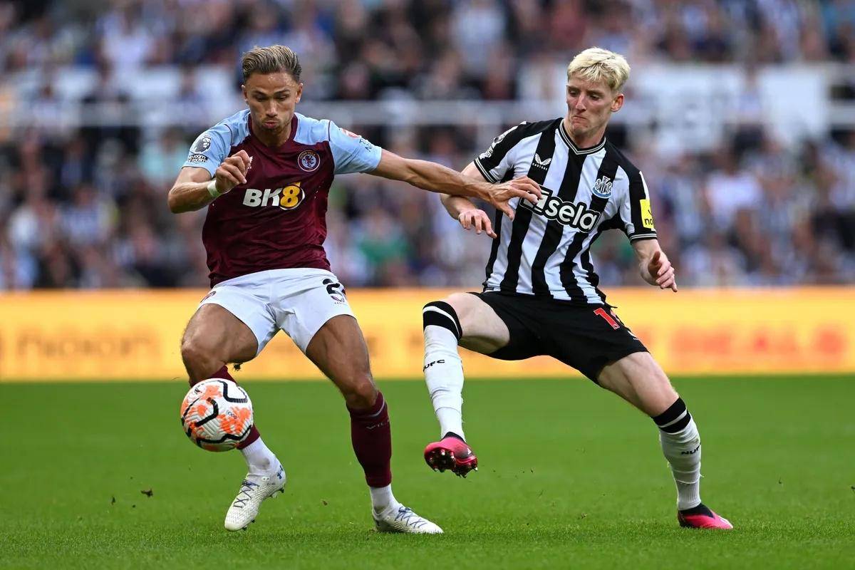 lol 赛事直播-萨克拉门托国王内部会议纪要流出:今晨主帅复盘,欧联使命明确,阵容厚度经受考验的简单介绍