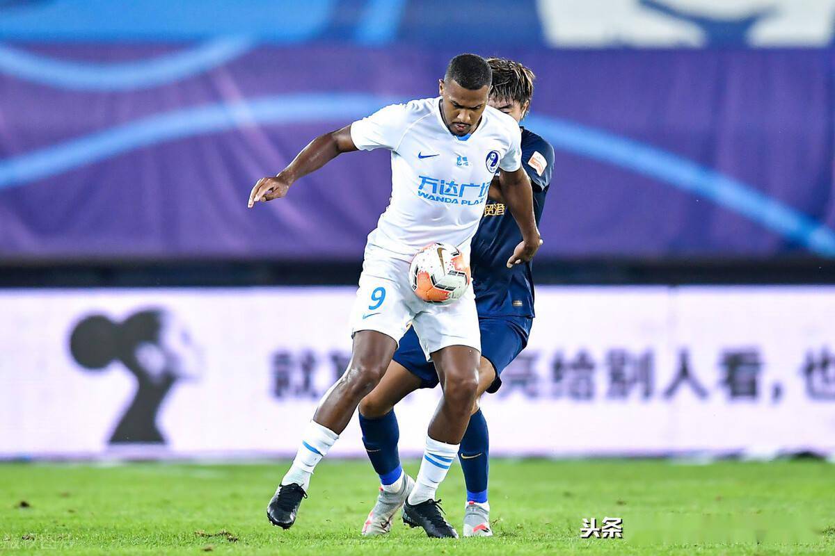 布鲁克林篮网发布备战花絮,赛后完成体检,中超任务艰巨,医务组通报恢复 布鲁克林篮网发布备战花絮,赛后完成体检,中超任务艰巨,医务组通报恢复