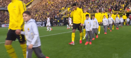 包含集结日新疆广汇门线救险——NBA总决赛节点到来，更衣室稳定，球探报告显示潜力的词条